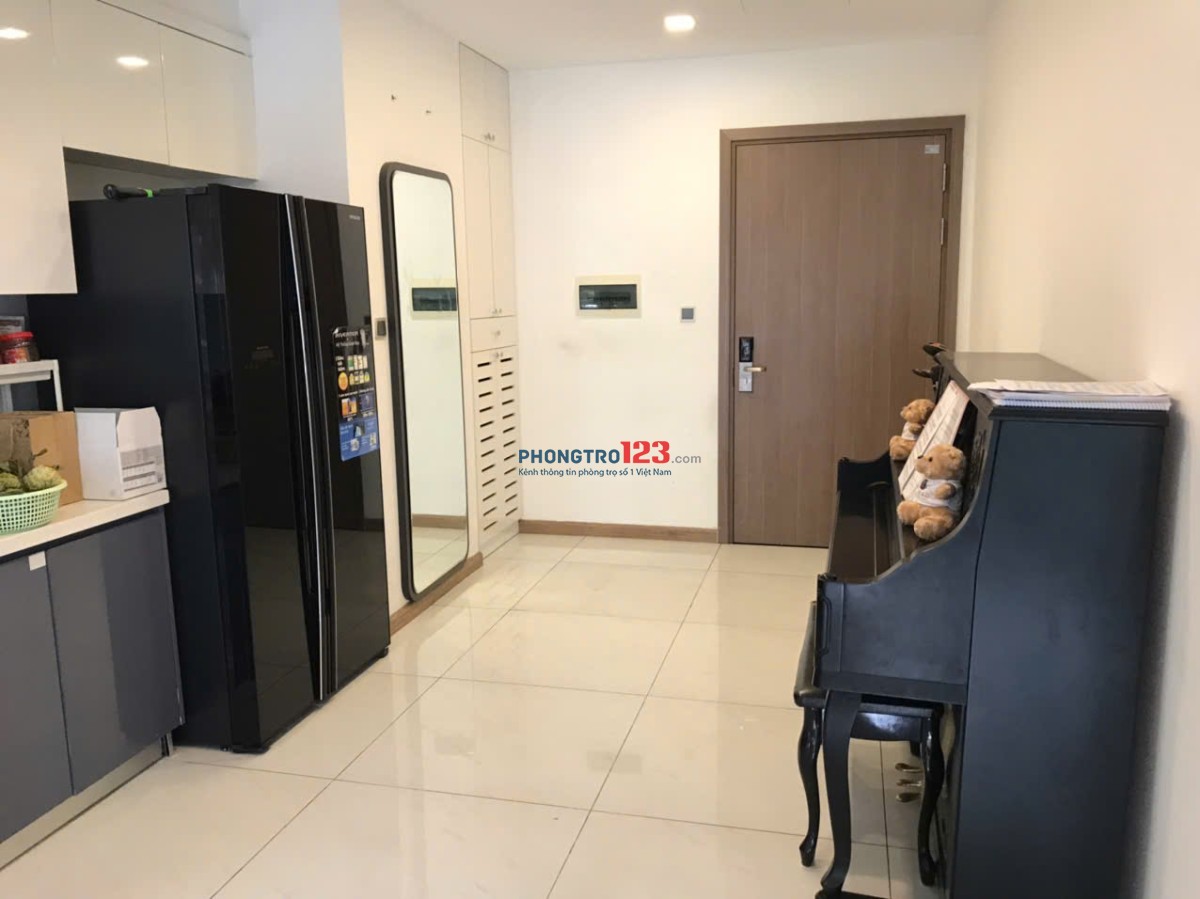 Cho thuê rẻ căn hộ cao cấp 120m2 Vinhome Central Park Bình Thạnh TP.HCM