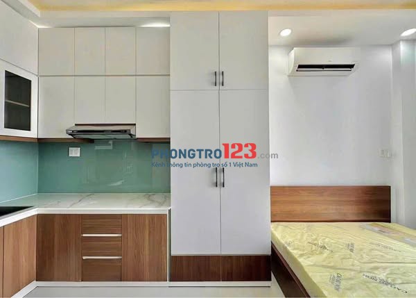 Cho thuê phòng ban công 35m2 Nơ Trang Long, gần Chợ Bà Chiểu, ĐH Văn Lang, gân Q1, Phú Nhuận, Gò Vấp