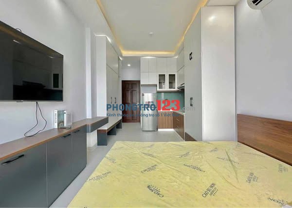 Cho thuê phòng ban công 35m2 Nơ Trang Long, gần Chợ Bà Chiểu, ĐH Văn Lang, gân Q1, Phú Nhuận, Gò Vấp