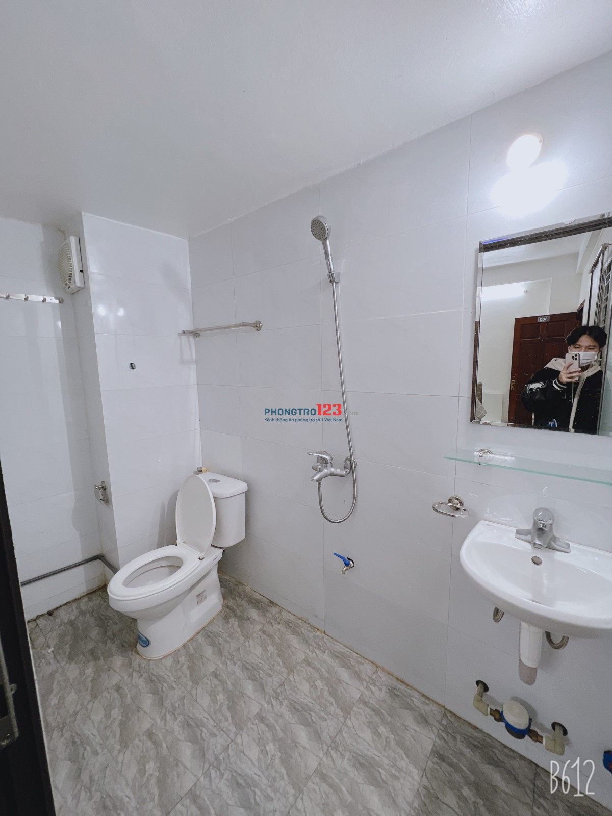 Cho thuê phòng CCMN thang máy, khép kín, full đồ ngay 73 Hoàng Ngân, gần chợ Quan Nhân, Cầu Cống Mọc