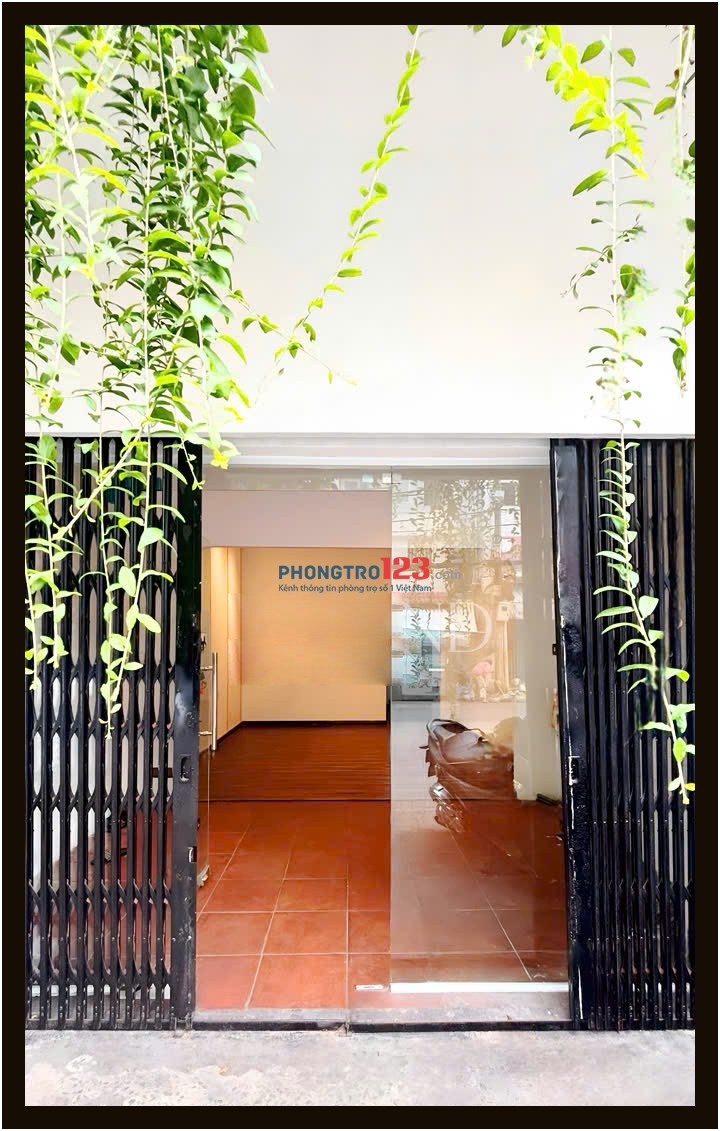 Top nhà vị trí đẹp cho thuê 5 x 15m Phú Thọ Quận 11 TP.HCM