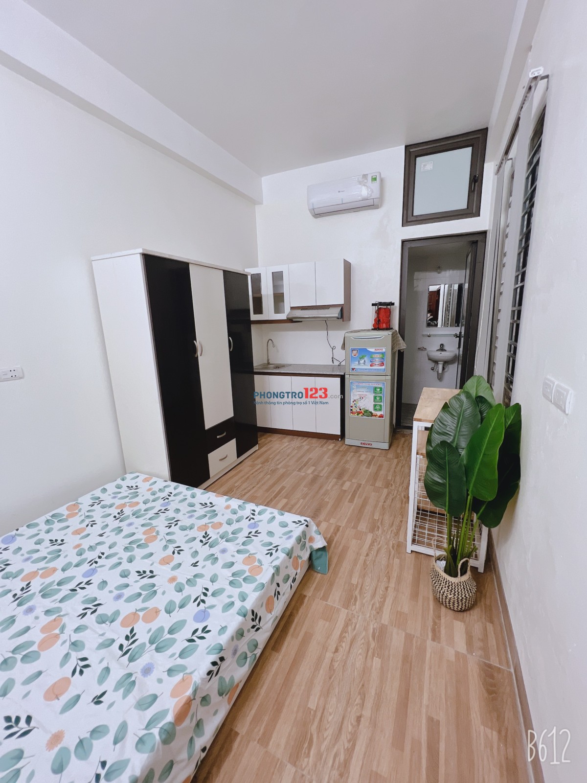 Cho thuê phòng CCMN thang máy, khép kín, full đồ ngay 73 Hoàng Ngân, gần chợ Quan Nhân, Cầu Cống Mọc