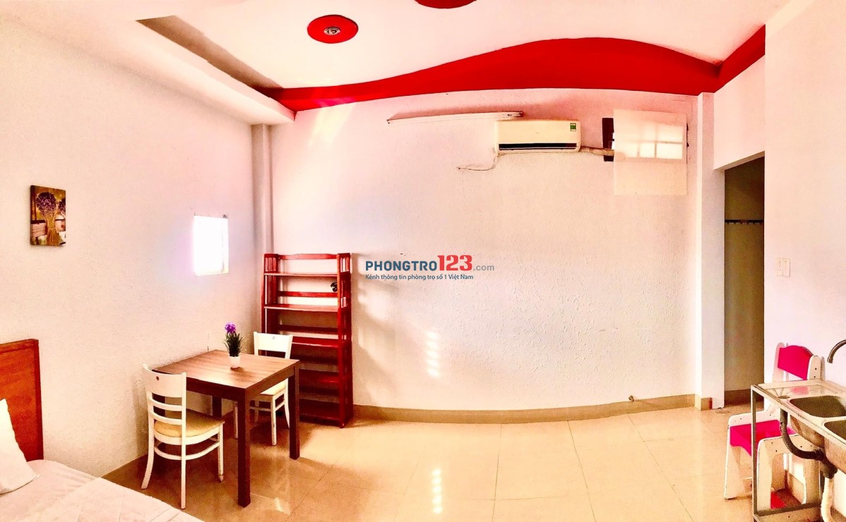Phòng cho thuê đầy đủ nội thất, có ban công tại 373 Lý Thường Kiệt