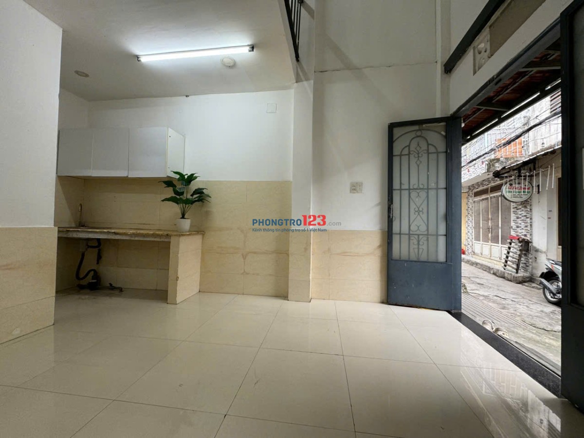 Phòng căn hộ mini 1 trệt + 1 lầu gác cao, Mặt tiền 1124/2A Lê Đức Thọ, Q. Gò Vấp.( Gần Thông Nhất)
