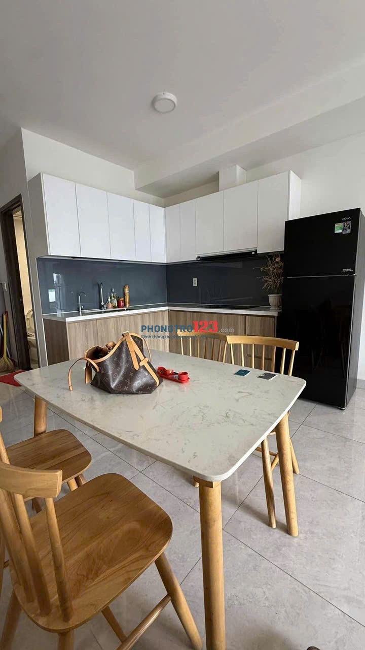 Chung cư Babylon, Âu Cơ, Tân Phú: 95m2, 3p ngủ, ban công rộng 12tr