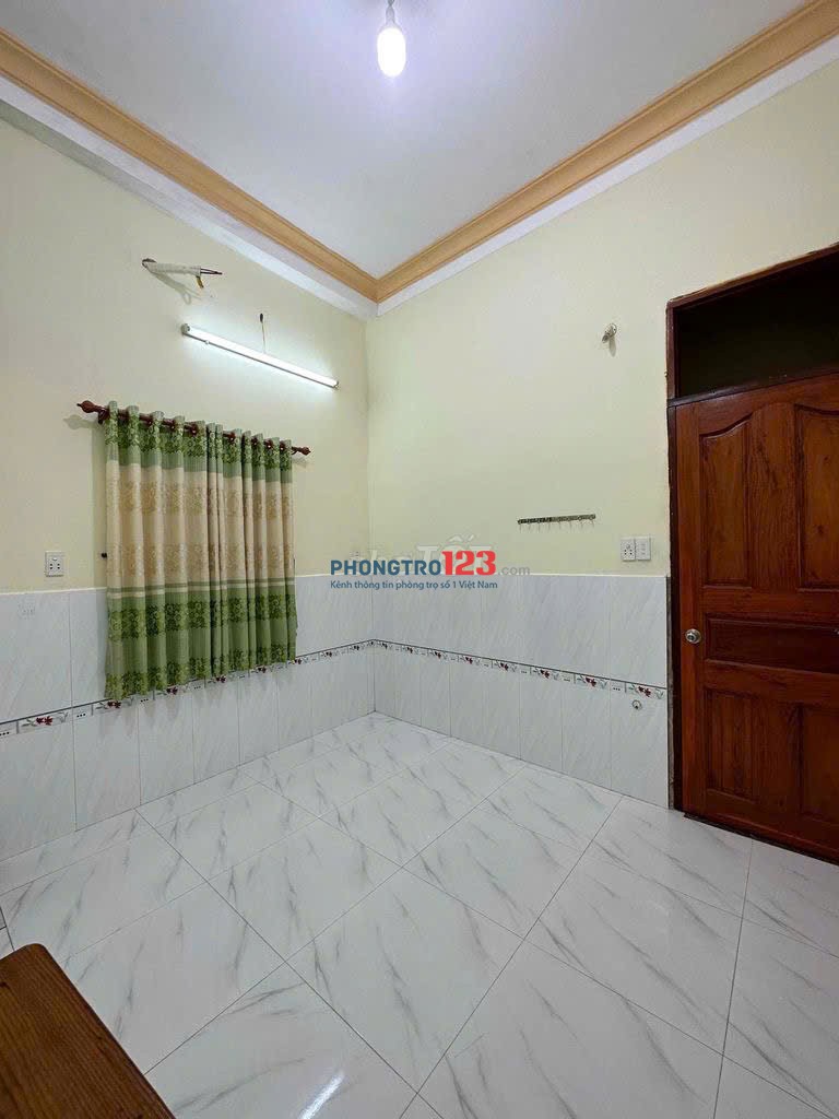 Phòng trọ mới có máy lạnh - Quận 3
