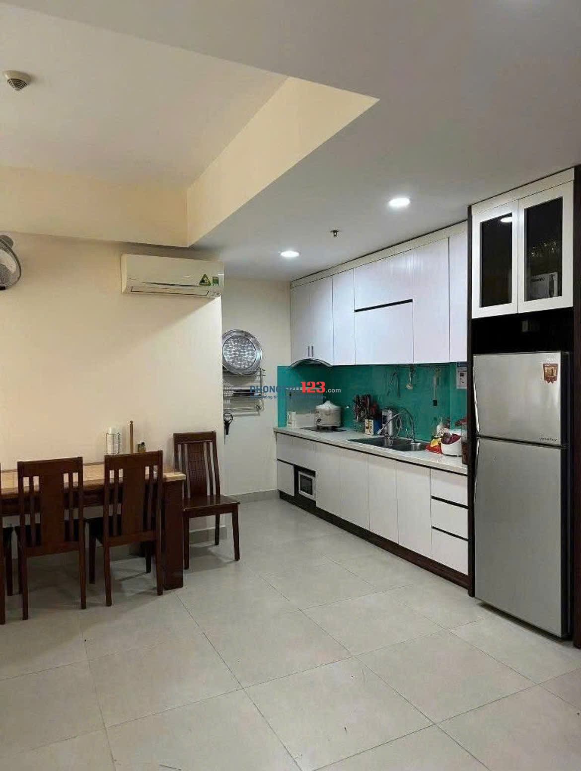 Giá thuê 12tr7/th, chung cư Sunny Plaza, Phạm Văn Đồng, GV, 70m2, 2PN.