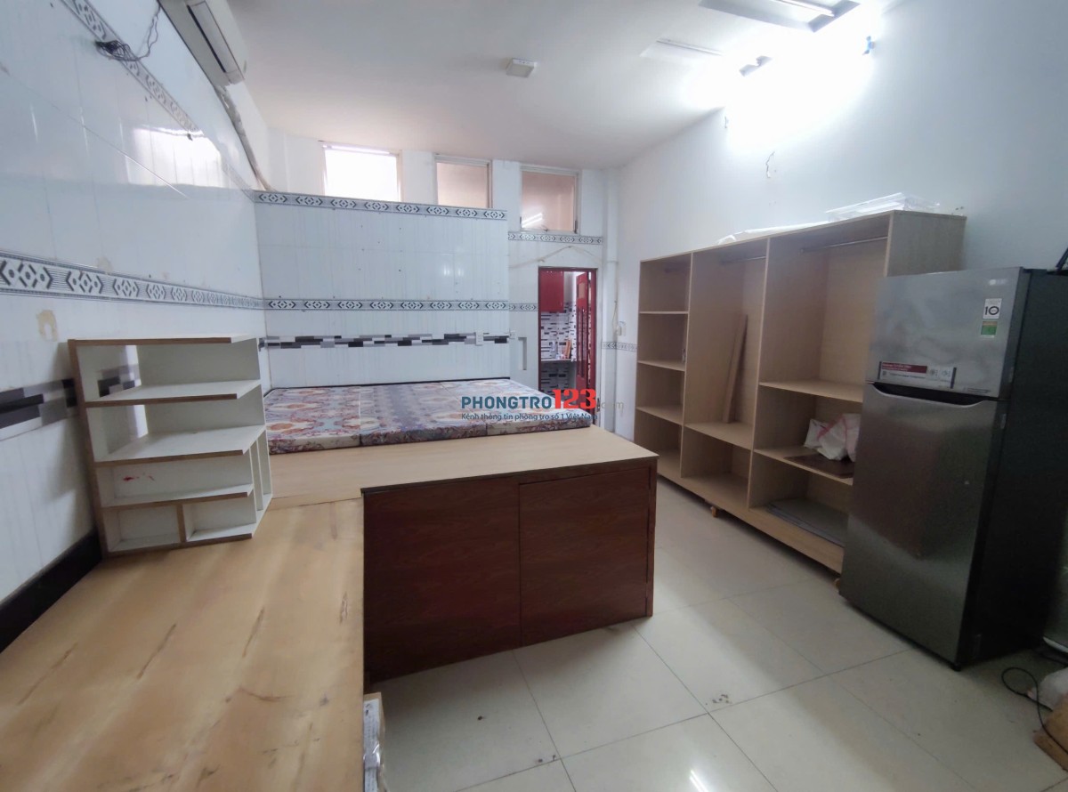 PHÒNG TRỌ GIÁ RẺ - 30/18 LÂM VĂN BỀN