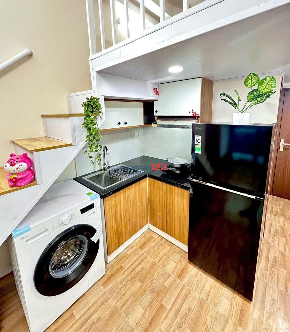 Cho thuê phòng gác xép tại Kiều Mai, full nội thất, ban công cửa sổ