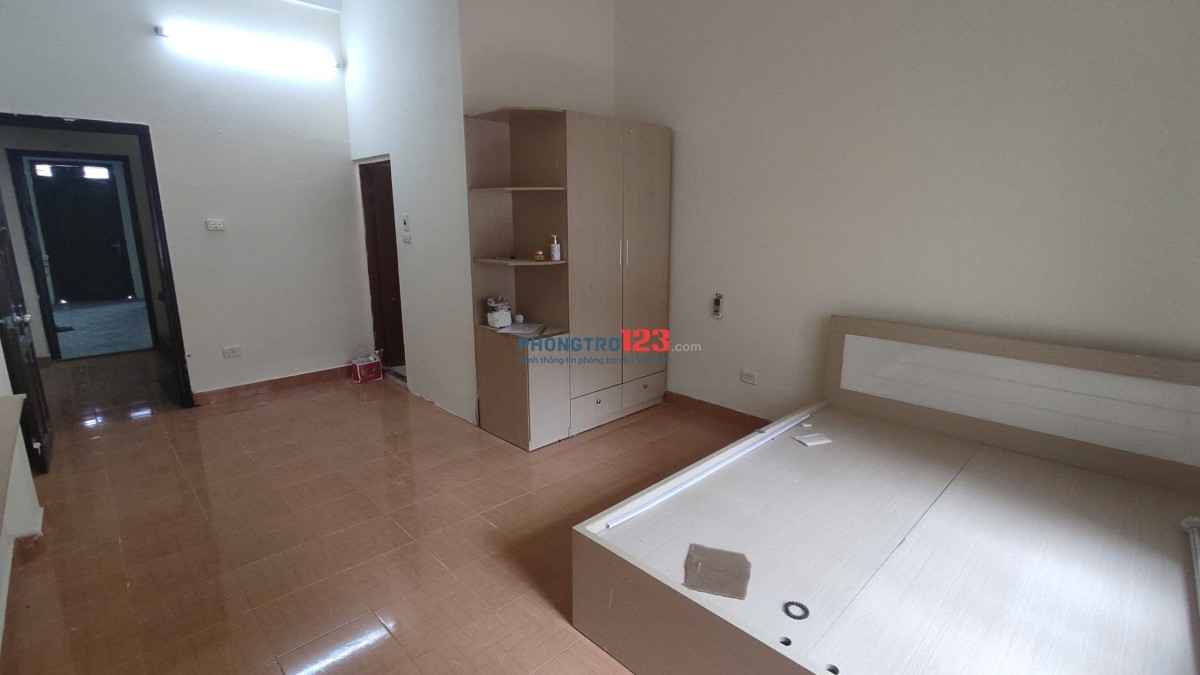 Cho thuê nhà nguyên căn 4 tầng - 5 phòng ngủ - 1 bếp