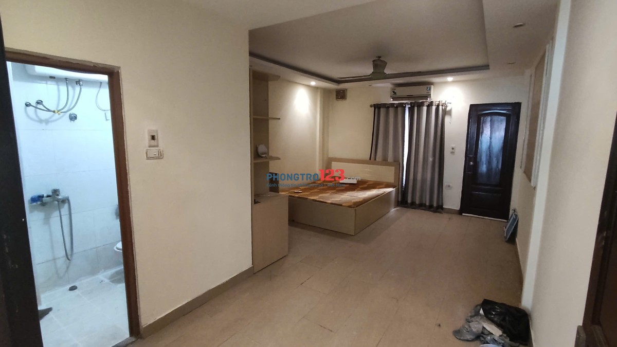 Cho thuê nhà nguyên căn 4 tầng - 5 phòng ngủ - 1 bếp