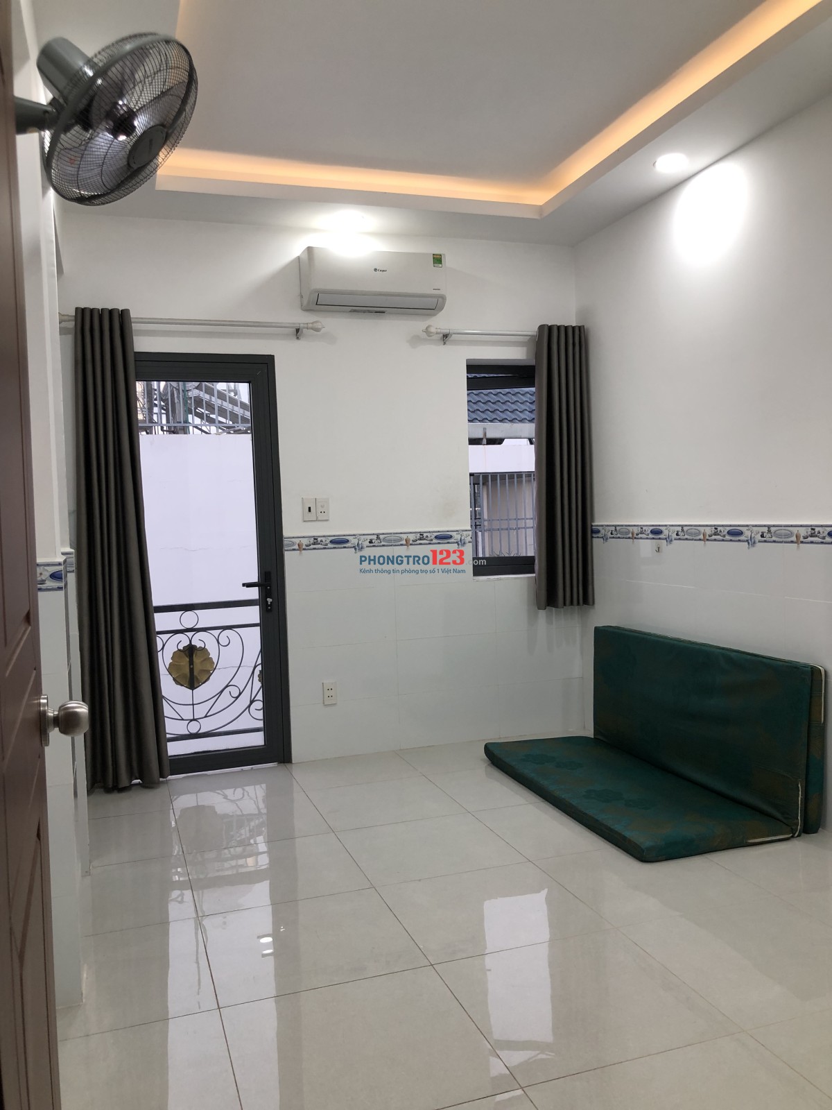 Phòng đẹp mới giá rẻ gần chợ Gò Vấp, trường Đại học, siêu thị, có ban công