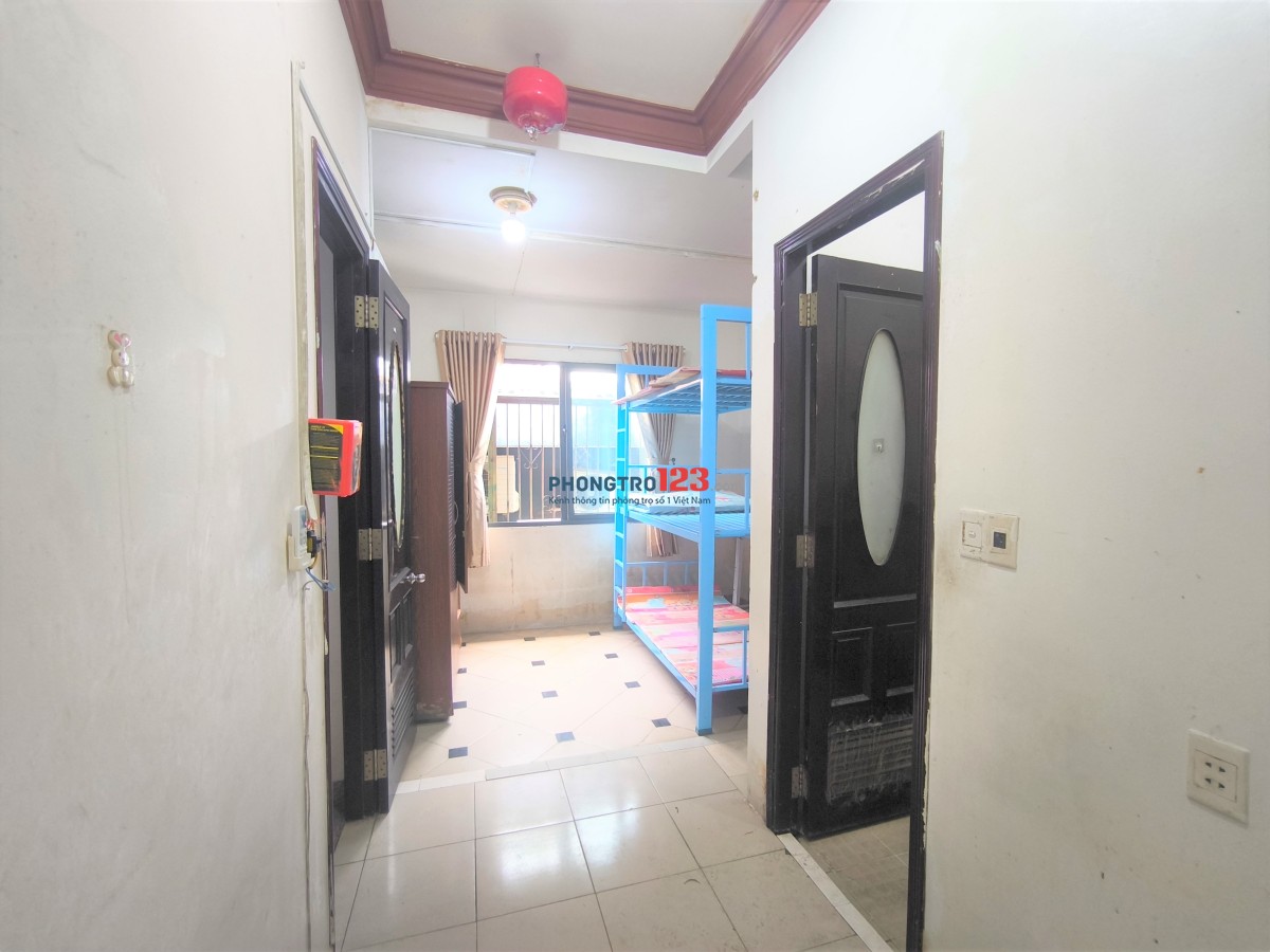 Tìm bạn ở ghép, phòng 2 - 3 người, mỗi người 1500k/tháng