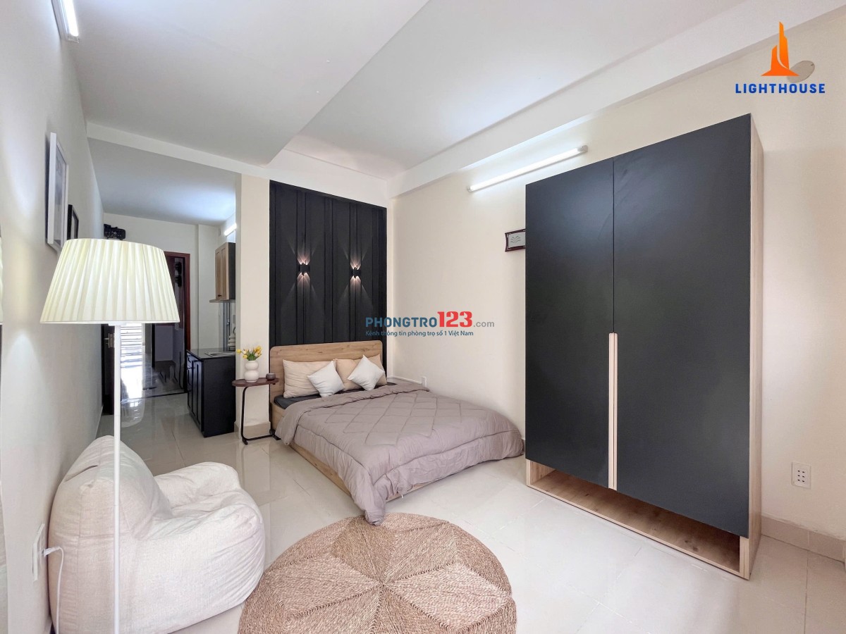 Cho thuê phòng 30m2 full nội thất, ban công thoáng ở Nguyễn Thái Sơn, Gò Vấp - gần trường IUH