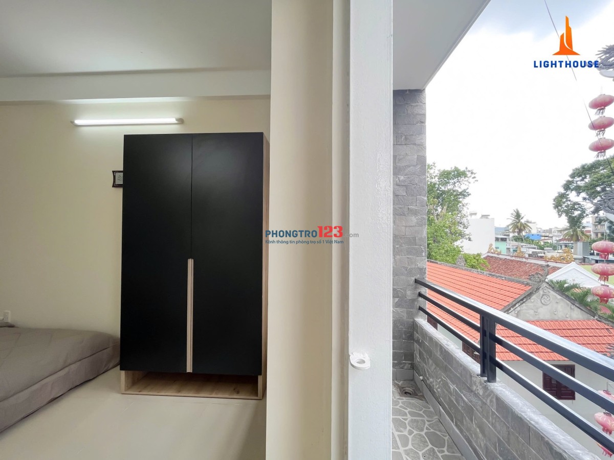Cho thuê phòng 30m2 full nội thất, ban công thoáng ở Nguyễn Thái Sơn, Gò Vấp - gần trường IUH