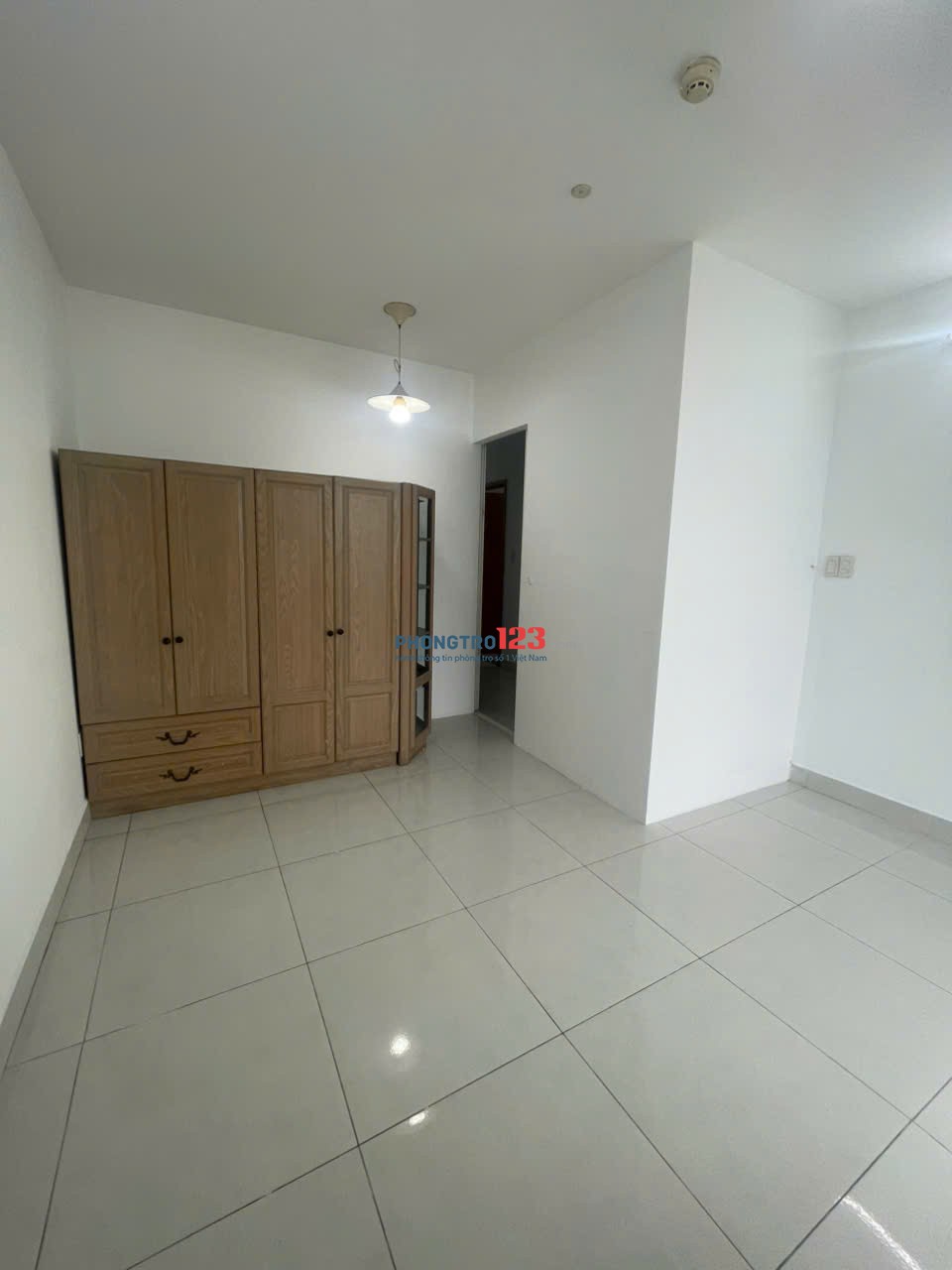Cho thuê phòng FULL ban công trong chung cư TARA RESIDENCE