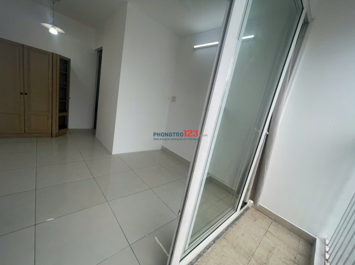 Cho thuê phòng FULL ban công trong chung cư TARA RESIDENCE