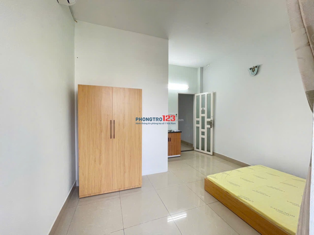 Cho thuê phòng cửa sổ thoáng Nơ Trang Long, gần Đh Văn Lang, chợ Bà Chiểu, gần Q1, Phú Nhuận, Gò Vấp