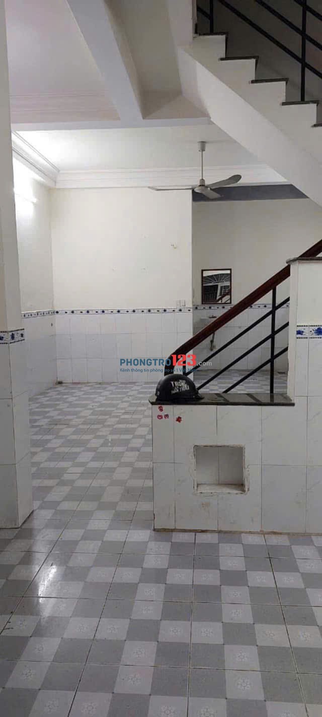 Tìm 2 bạn nữ ở ghép nhà nguyên căn (hiện tại đã có 2 bạn nữ) - Gò Vấp (Đường Nguyễn Oanh)
