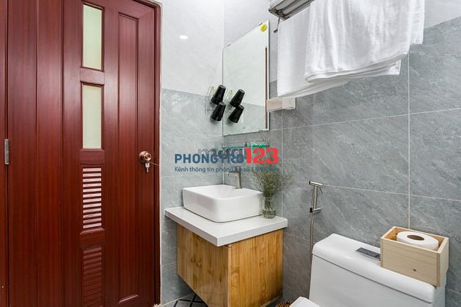 PHÒNG BAN CÔNG ĐẸP NGAY PHẠM VĂN HAI, HOÀNG SA, LÊ VĂN SỸ