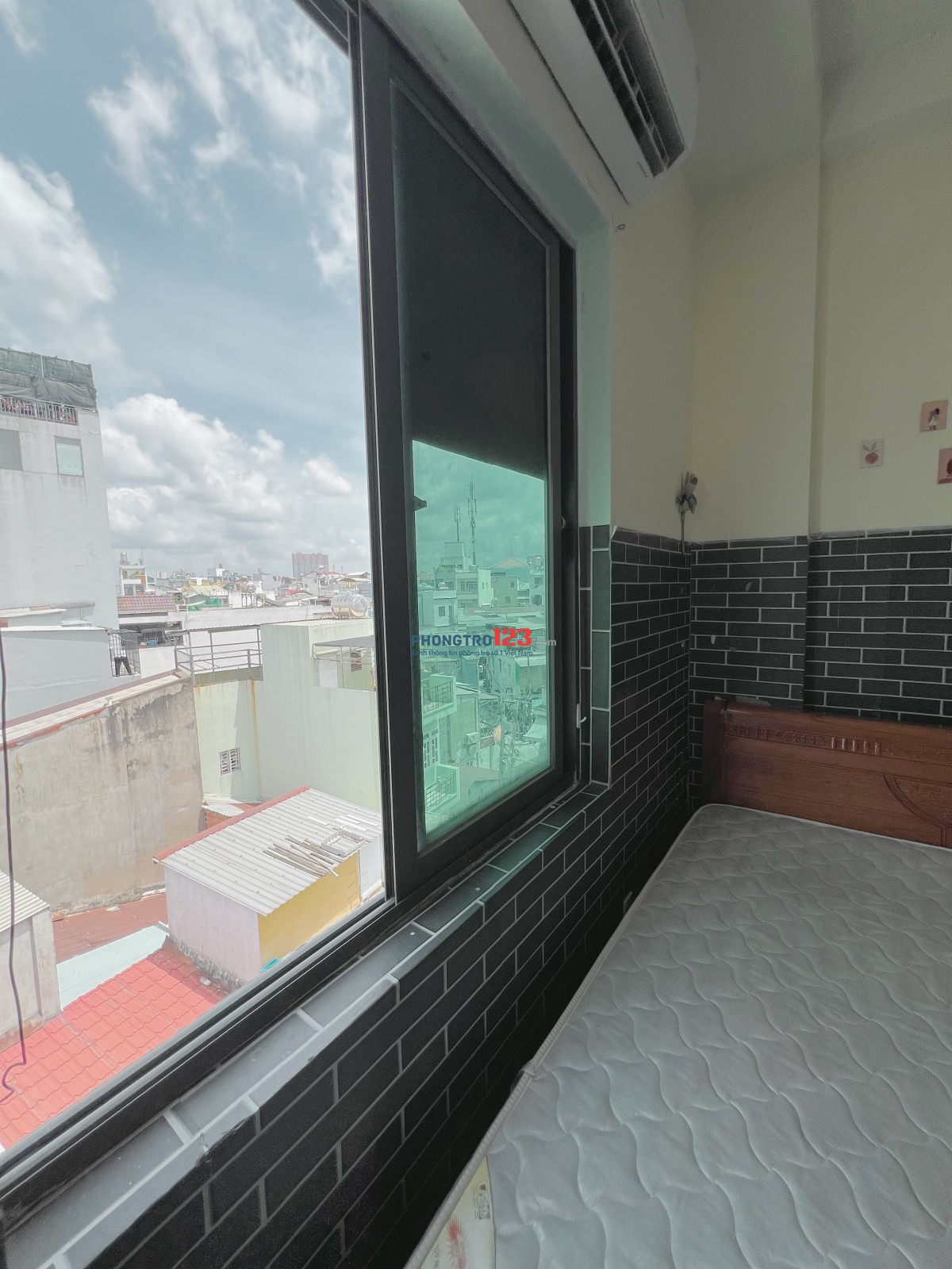 Phòng cửa sổ full nội thất gần Đại Học Y Dược