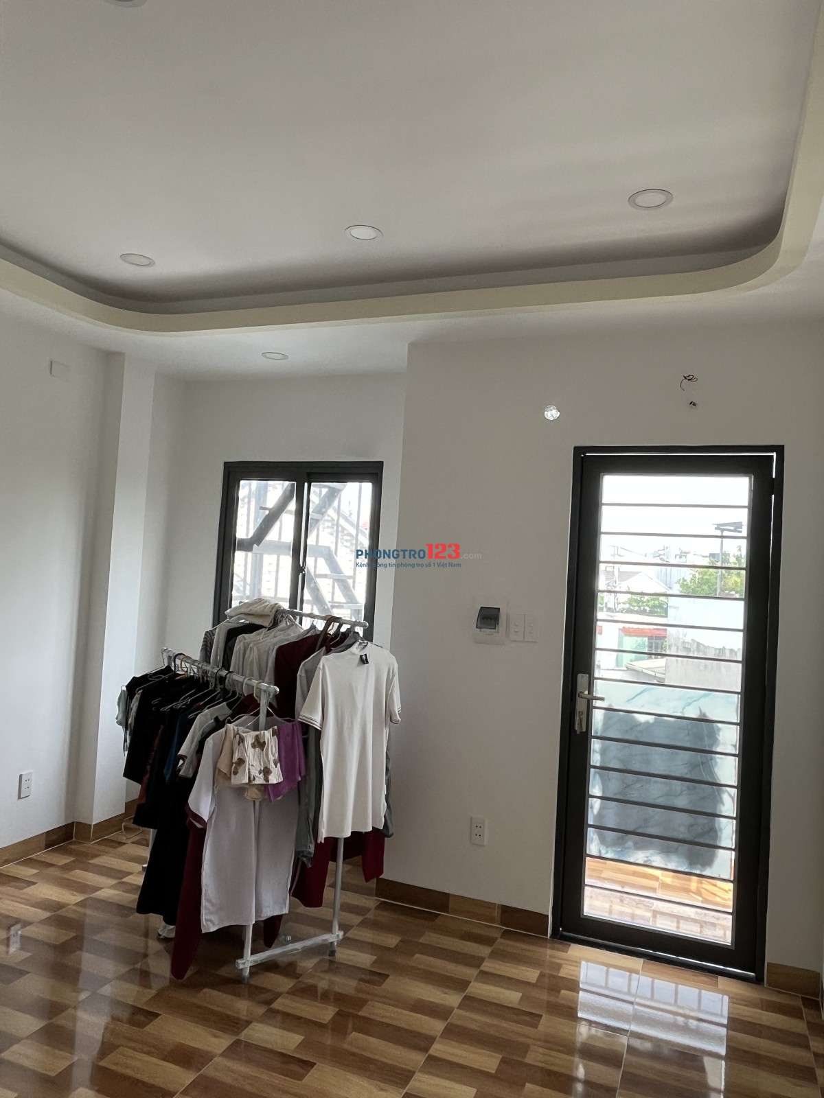 Cho thuê căn hộ mới xây dựng , đường 10, phường tăng Nhơn Phú B, có máy lạnh, wifi, nhà rất đẹp,