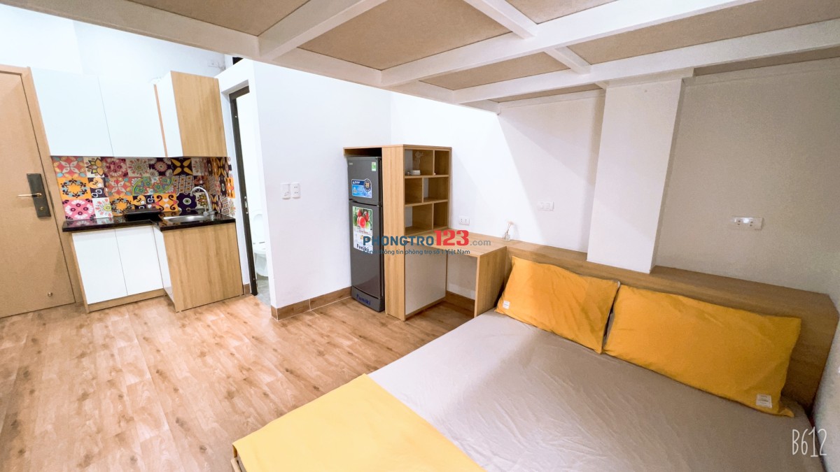 Cho thuê căn CCMN 2 không gian ngủ Full đồ, có gác, cửa sổ ngõ 21 Lê Văn Lương