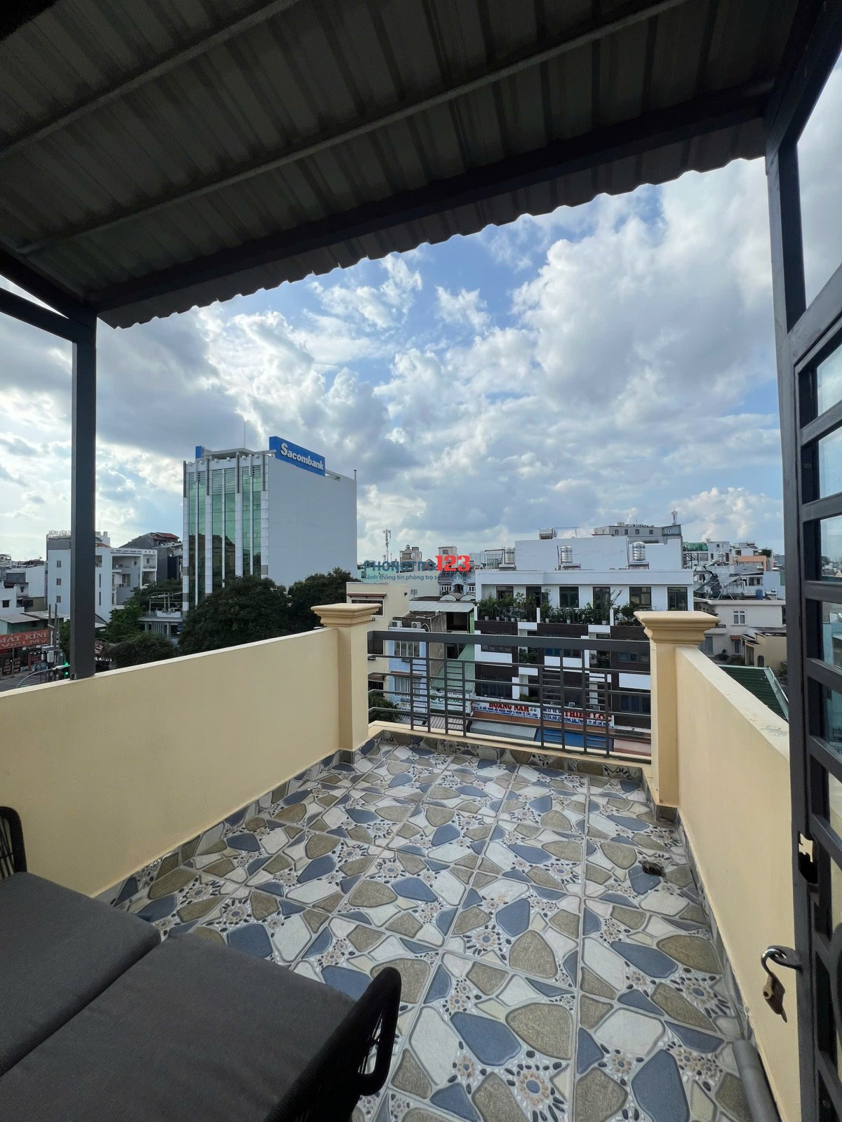 Cho Thuê Phòng Ban Công Siêu Rộng - Full NT Bạch Đằng Gần Ngã Tư Hàng Xanh