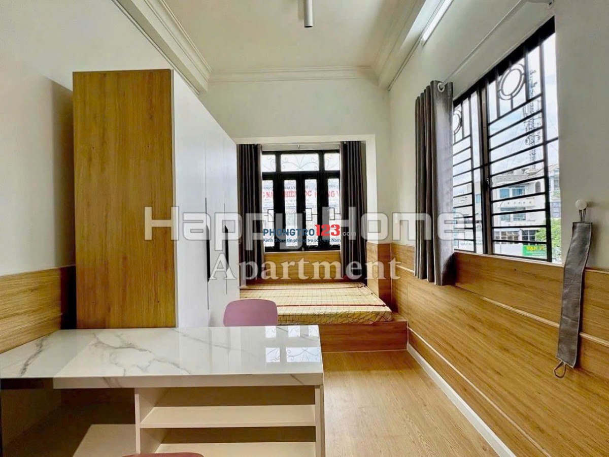 Cho Thuê Căn Hộ 1PN Xa Bếp, Cửa Sổ Thoáng Bạch Đằng Gần Ngã Tư Hàng Xanh