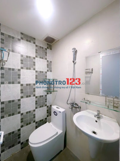 Phòng cho thuê Full nội thất Gần Đại học Sư Phạm Quận 5