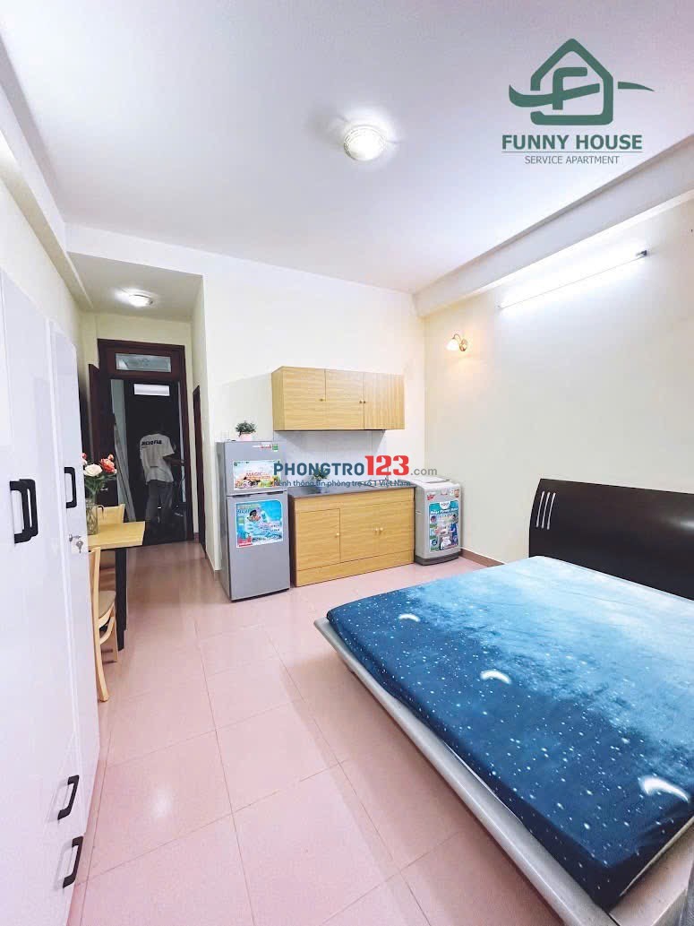 Căn Hộ Ban Công Full nội thất Ngay Cầu Sài Gòn