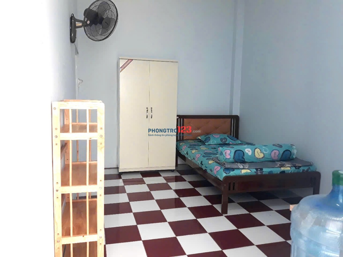 Chính chủ cho thuê phòng trọ giá cực mềm tại trung tâm quận 1 - 30/9 Mạc Đĩnh Chi