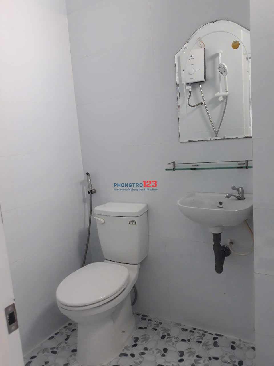 Chính chủ cho thuê phòng trọ giá cực mềm tại trung tâm quận 1 - 30/9 Mạc Đĩnh Chi