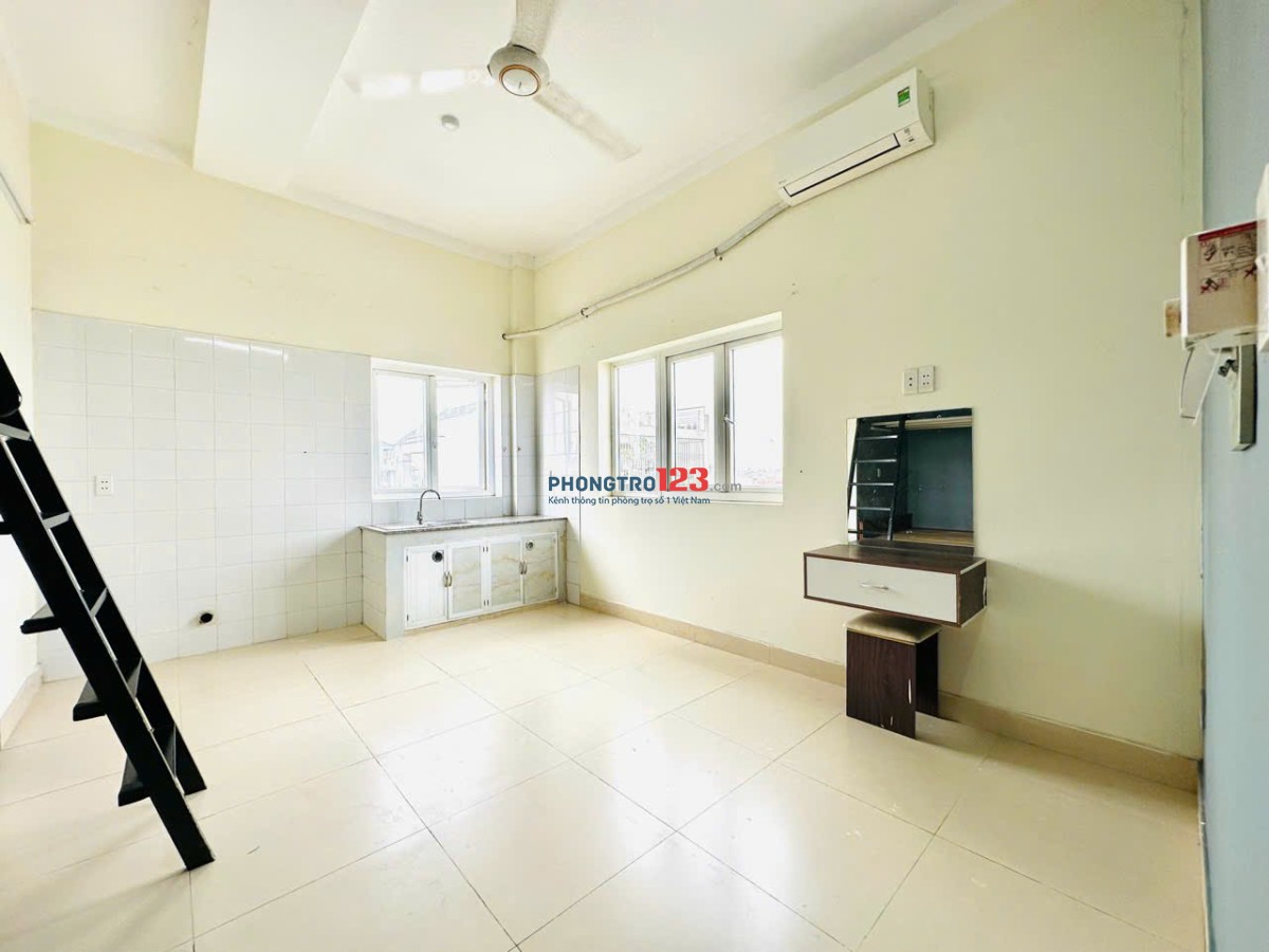 PHÒNG 35M2 - FULL NỘI THẤT - NGAY CHỢ CÂY SỘP NGUYỄN VĂN QUÁ - CẦU THAM LƯƠNG