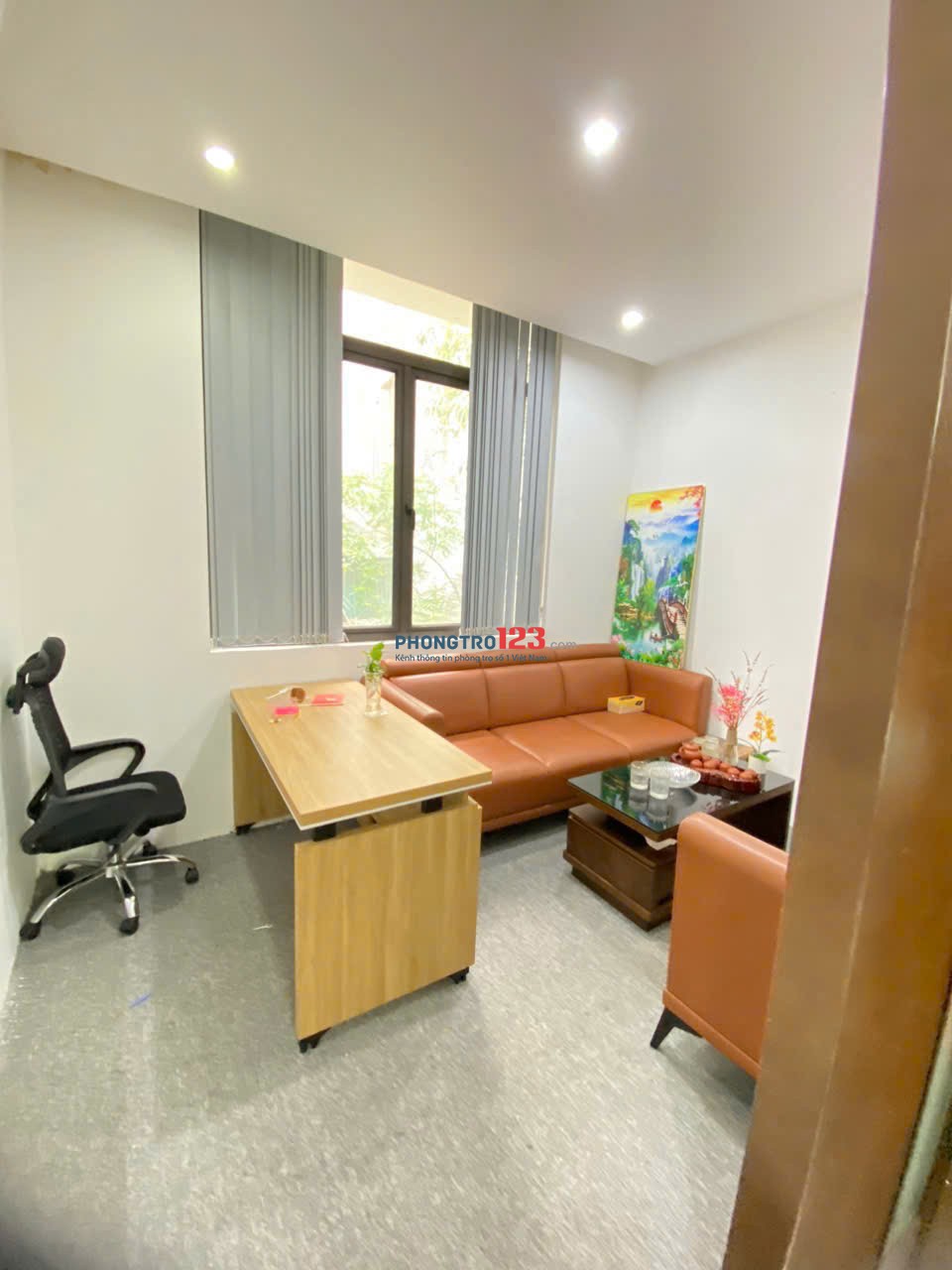 CHO THUÊ VĂN PHÒNG 200M² TRUNG HÒA – ĐẦY ĐỦ ĐỒ, VÀO LÀM NGAY