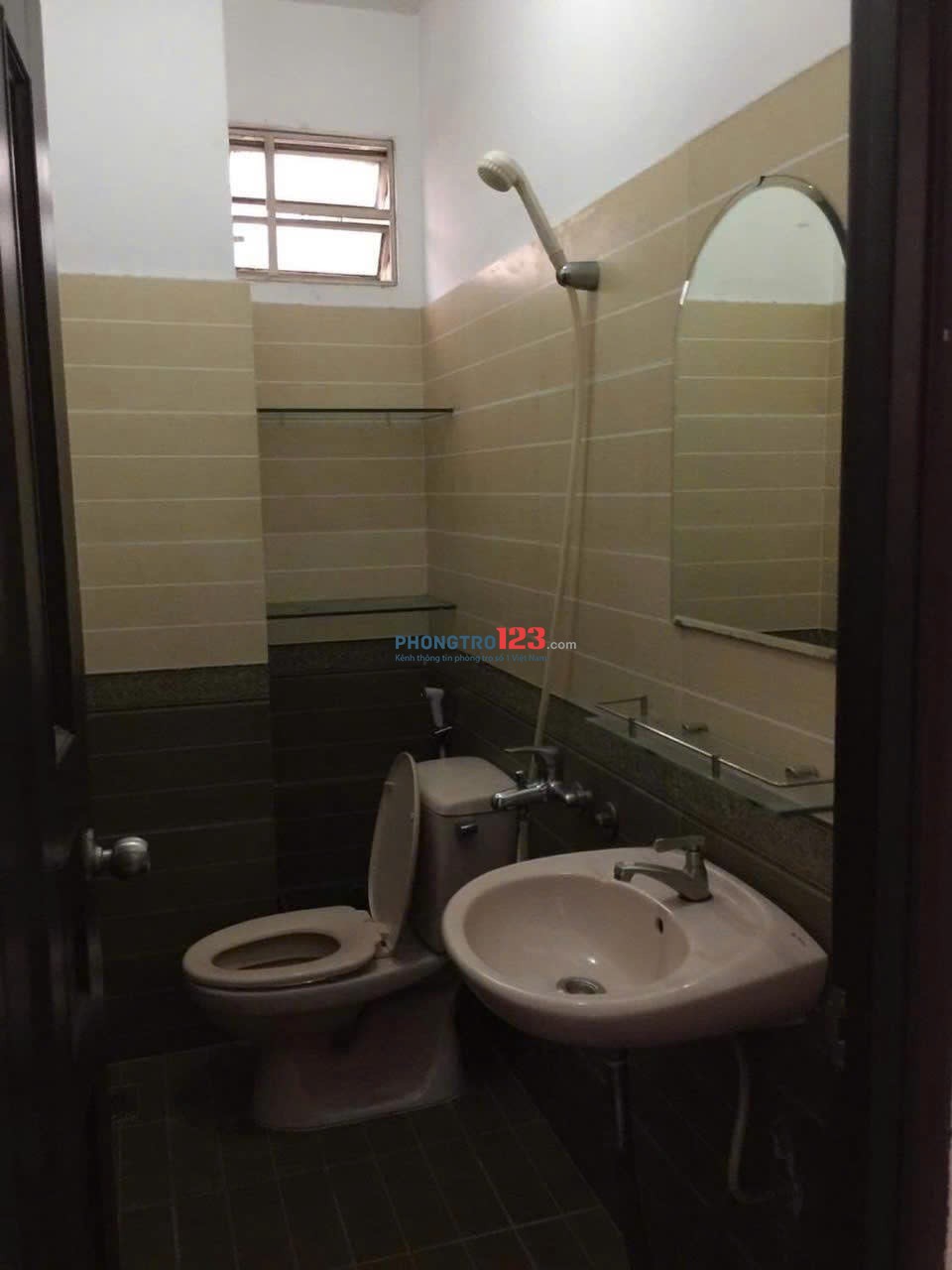 Cho thuê phòng trọ đầy đủ nội thất, đường 3/2, Quận 10