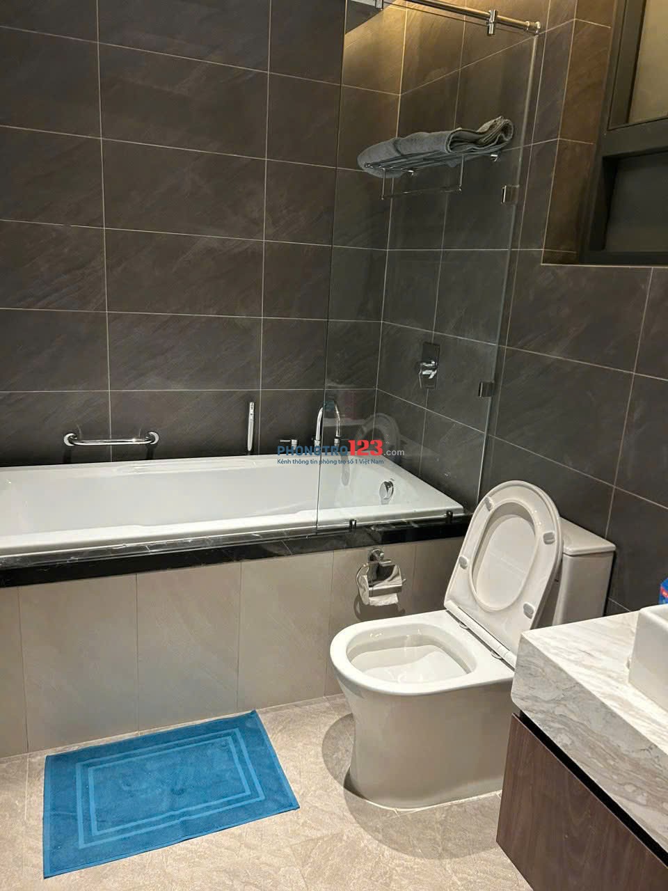 Chung cư Phúc Yên, Phan Huy Ích, P15, TB, 87m2, 10tr5/tháng, 2PN