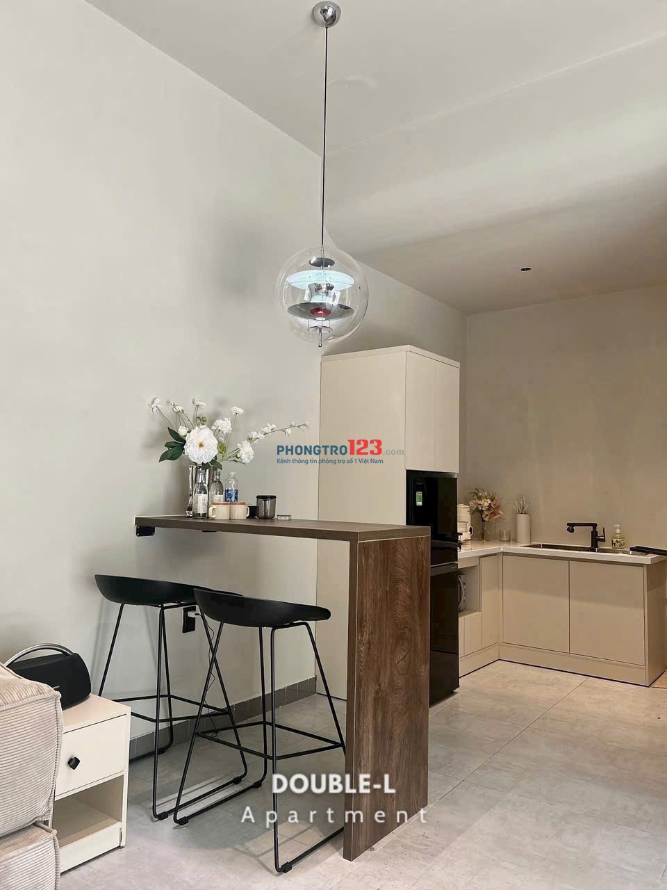 Nhà Nguyên Căn quận 3_2PN 85m2_Sân Vườn Riêng_Oto đổ cửa_Gần Bệnh Viện Bình Dân_Vòng Xoay Dân Chủ