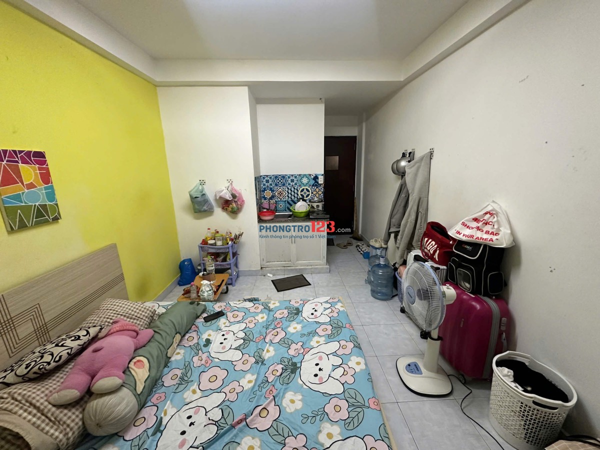 Cho thuê phòng ngay cầu Thị Nghè, Bình Thạnh, 25m2, Full nội thất, WCR, 4,5tr