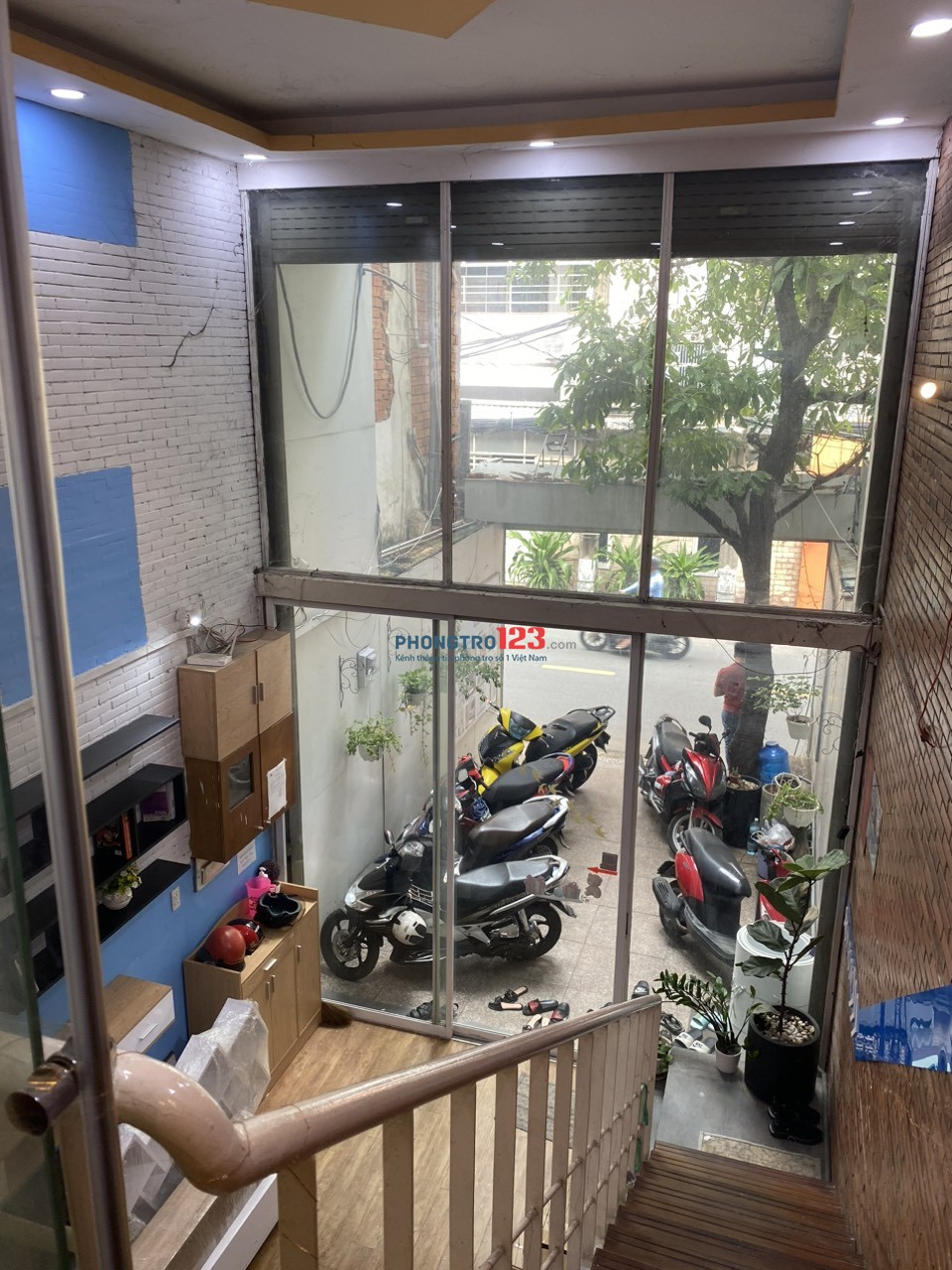 Chính chủ cho thuê nhà số 02 Đặng Văn Ngữ P10 Phú Nhuận