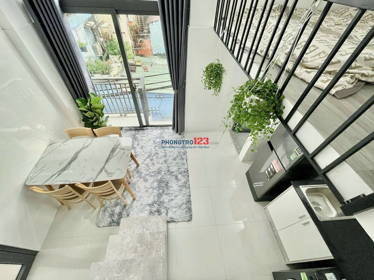 PHÒNG BANCOL RIÊNG - FULL NỘI THẤT - NGAY PHAN VĂN HỚN - CẦU THAM LƯƠNG