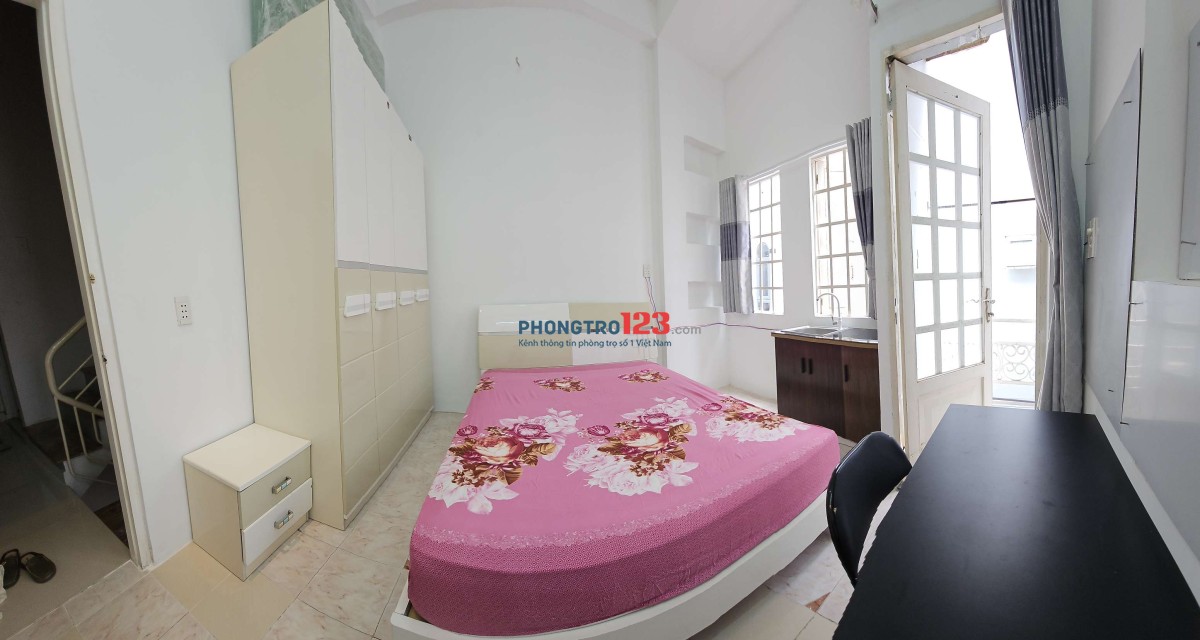 Phòng ban công vừa trống chỉ 3,7tr có thể ở ngayĐịa chỉ: 98/21 Thích Quảng Đức, Phú Nhuận