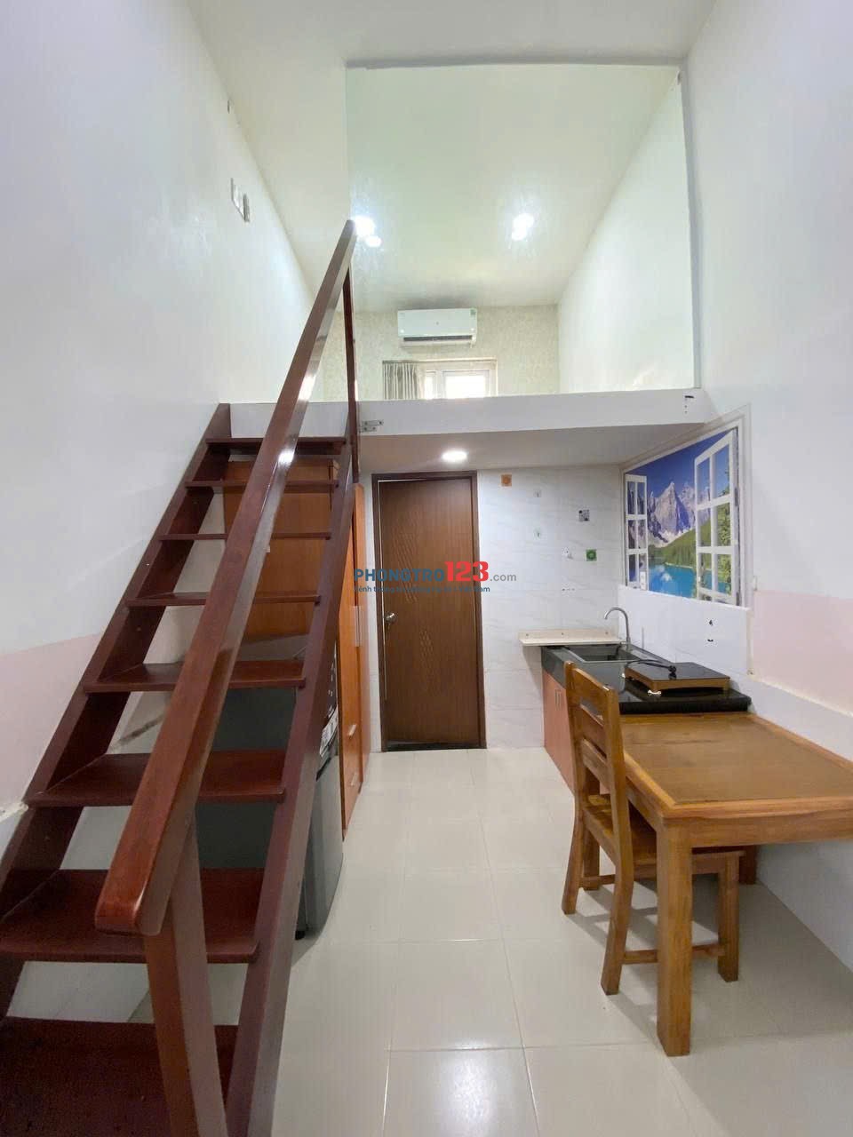 Cho thuê phòng duplex, gác cao - Cửa Sổ thoáng mát _ Gần Cầu Sài Gòn