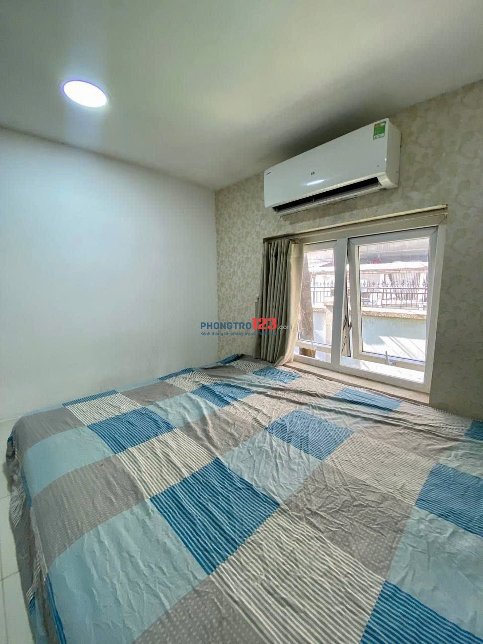 Cho thuê phòng duplex, gác cao - Cửa Sổ thoáng mát _ Gần Cầu Sài Gòn
