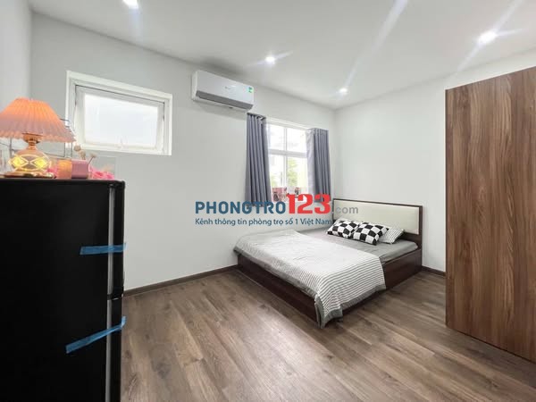 Cho thuê phòng 35m2 cửa sổ lớn Full NT Bùi Đình Túy gần Ngã Tư Hàng Xanh gần Q1, Phú Nhuận, Gò Vấp
