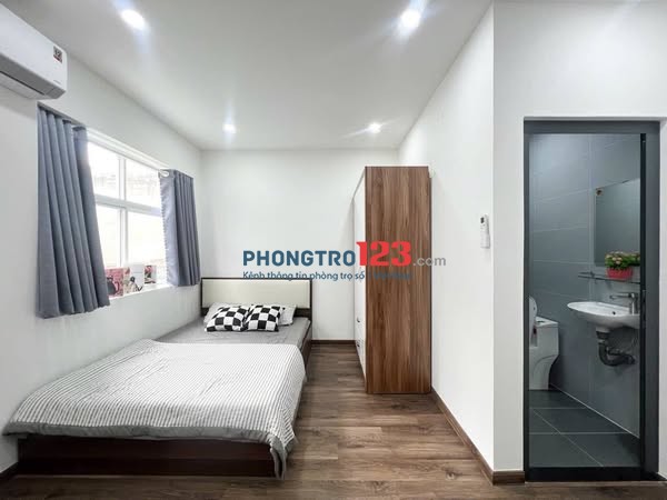 Cho thuê phòng 35m2 cửa sổ lớn Full NT Bùi Đình Túy gần Ngã Tư Hàng Xanh gần Q1, Phú Nhuận, Gò Vấp