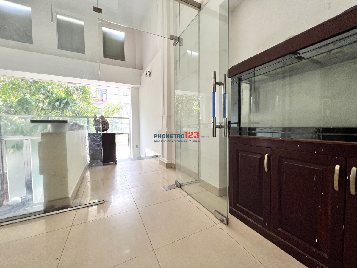 MẶT BẰNG KINH DOANH CÁCH CHỢ LÝ PHỤC MAN 200M