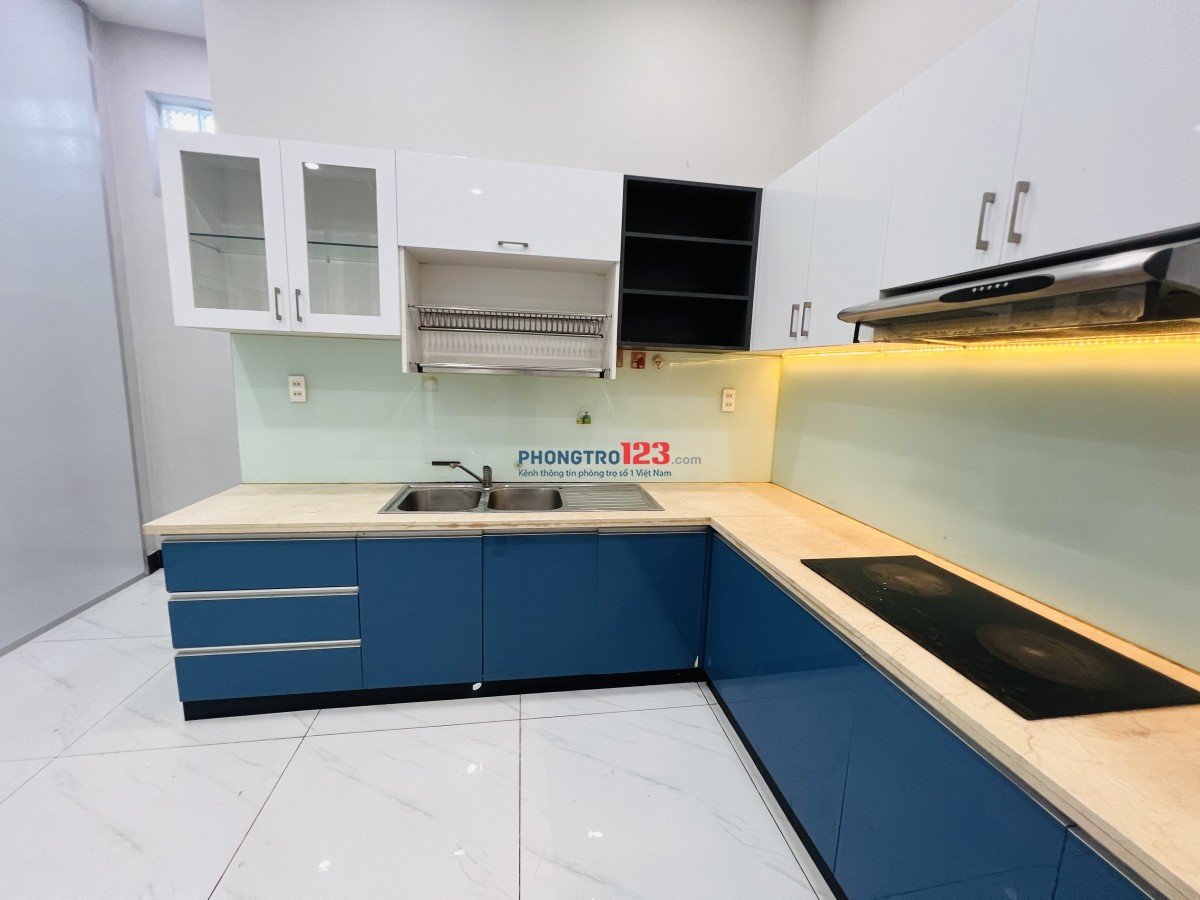 Phòng Full nội thất. Gần chợ Hiệp Bình