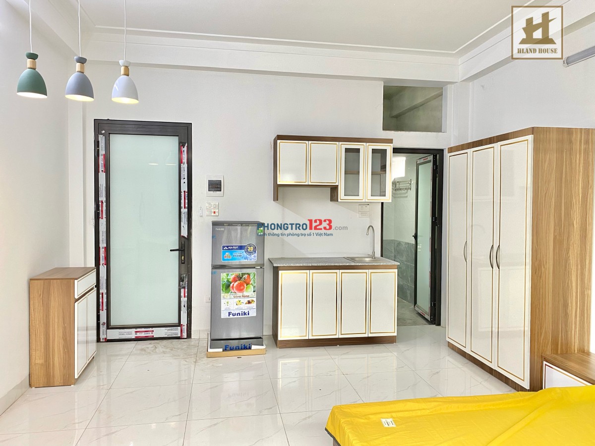 Cho thuê phòng full nội thất tại Xa La, giá chỉ 3tr8, cách Mường Thanh Xa La 200m, có ban công