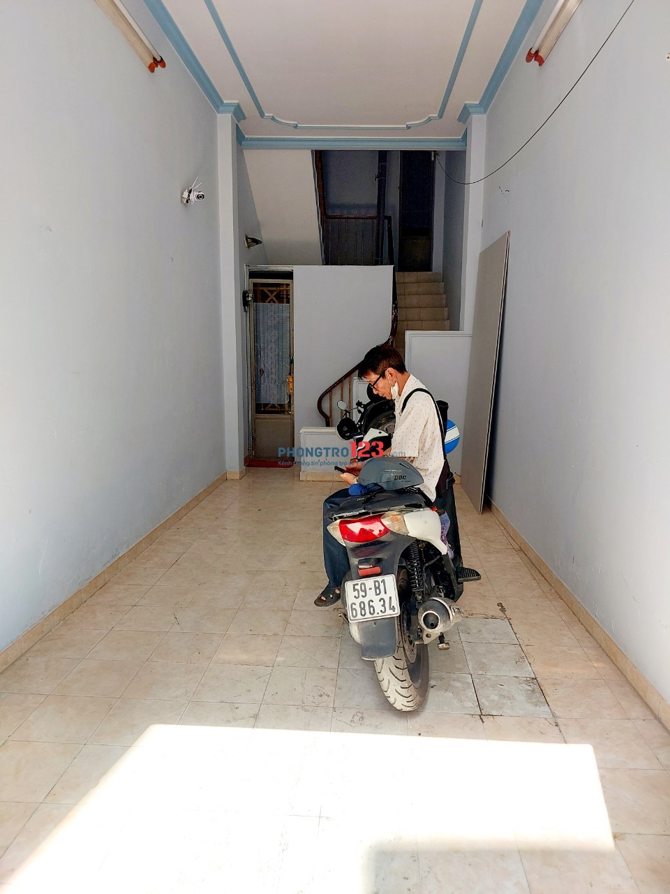 Cho Thuê Phòng Q10, rộng rãi thoải mái, cửa sổ lớn, tolet riêng - 3tr3